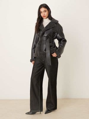 Gina Tricot short teddy PU belted jacket