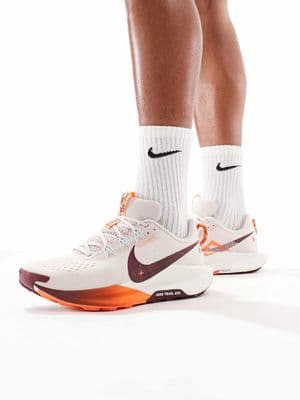 Nike Pegasus Trail 5 running sneakers
