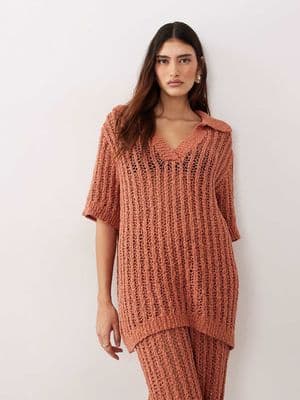 ARRANGE crochet collared top