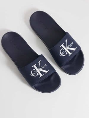 Calvin Klein essential slides