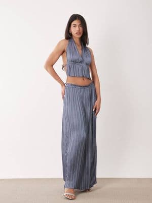 Aria Cove plissé frill waist detail maxi skirt