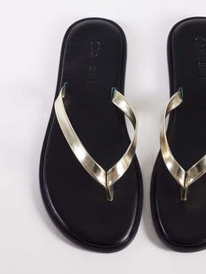 SEQWL jelly flip flops