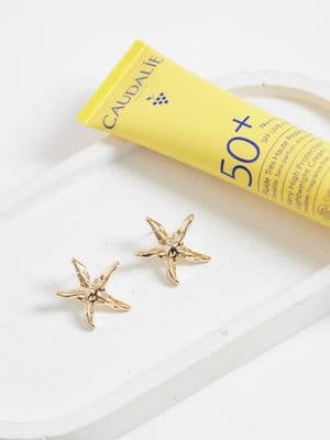 DesignB London starfish stud earrings