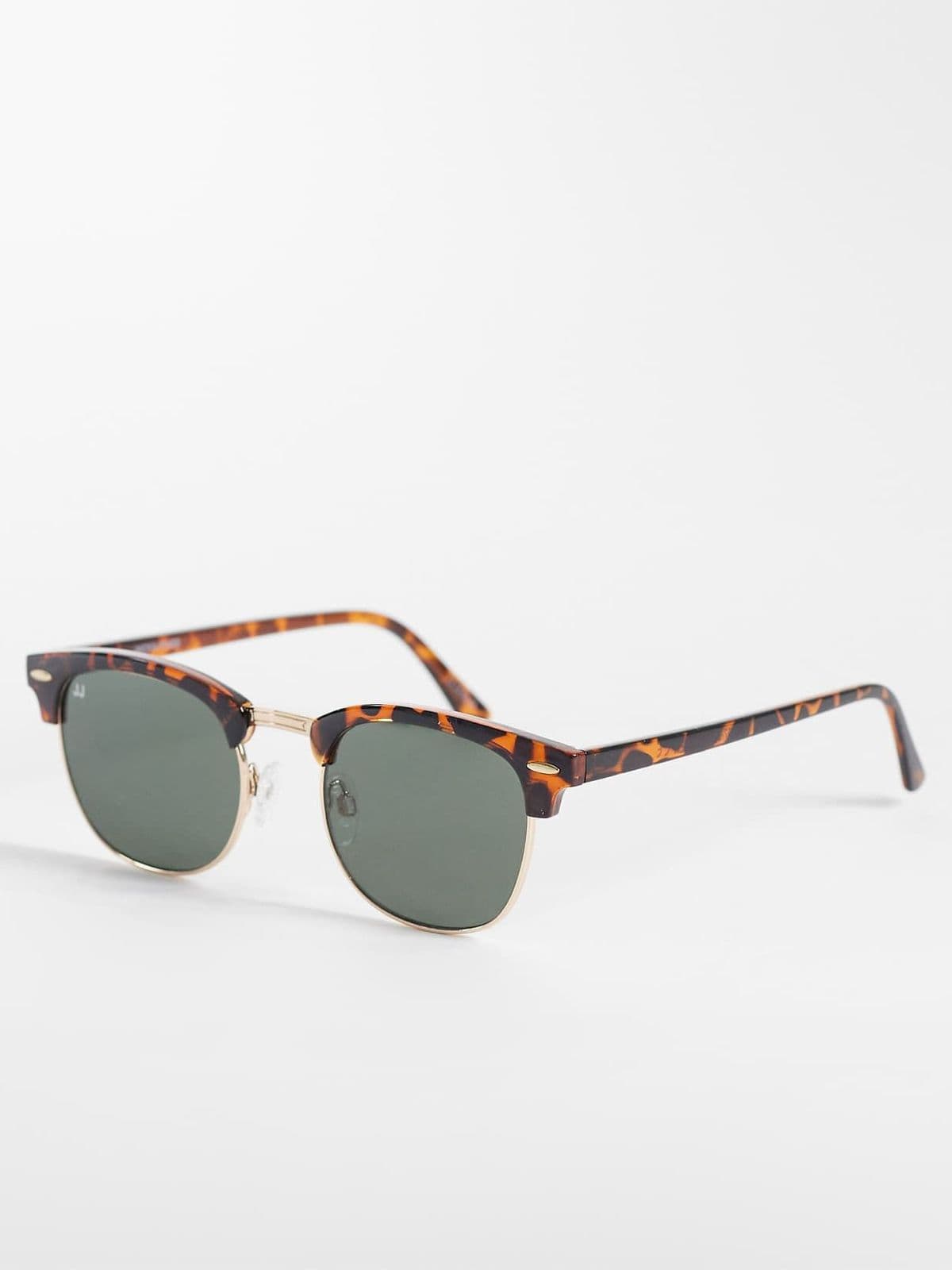 ASOS product image d488f28cccee