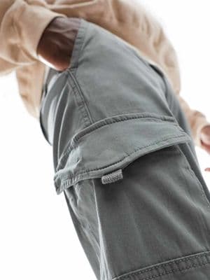 Jack & Jones Intelligence cuffed cargo pants