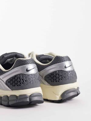 Nike Zoom Vomero 5 sneakers