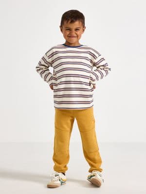 Joggers with reinforced knees