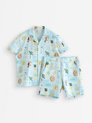 Set - top and sweat shorts