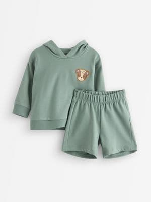 Set - hoodie and sweat shorts
