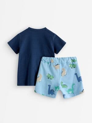Set with top and shorts