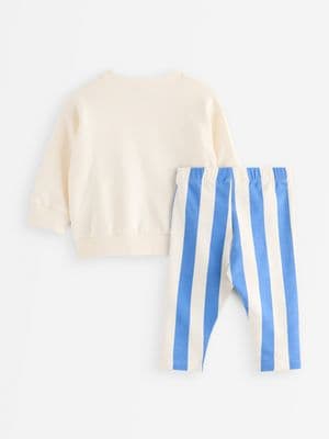 Set with sweater and leggings