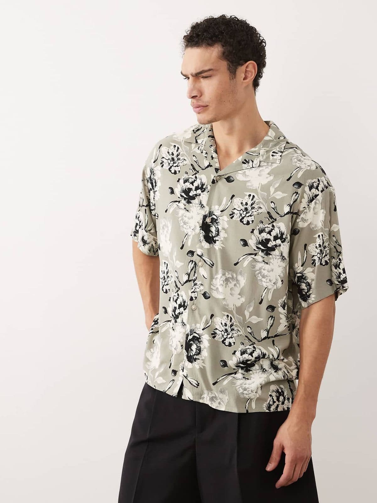 ASOS product image 8447dd4ab276